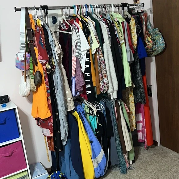 My Live Posh shows!!🦋❤️😊 Please Share!!! - Picture 2 of 3